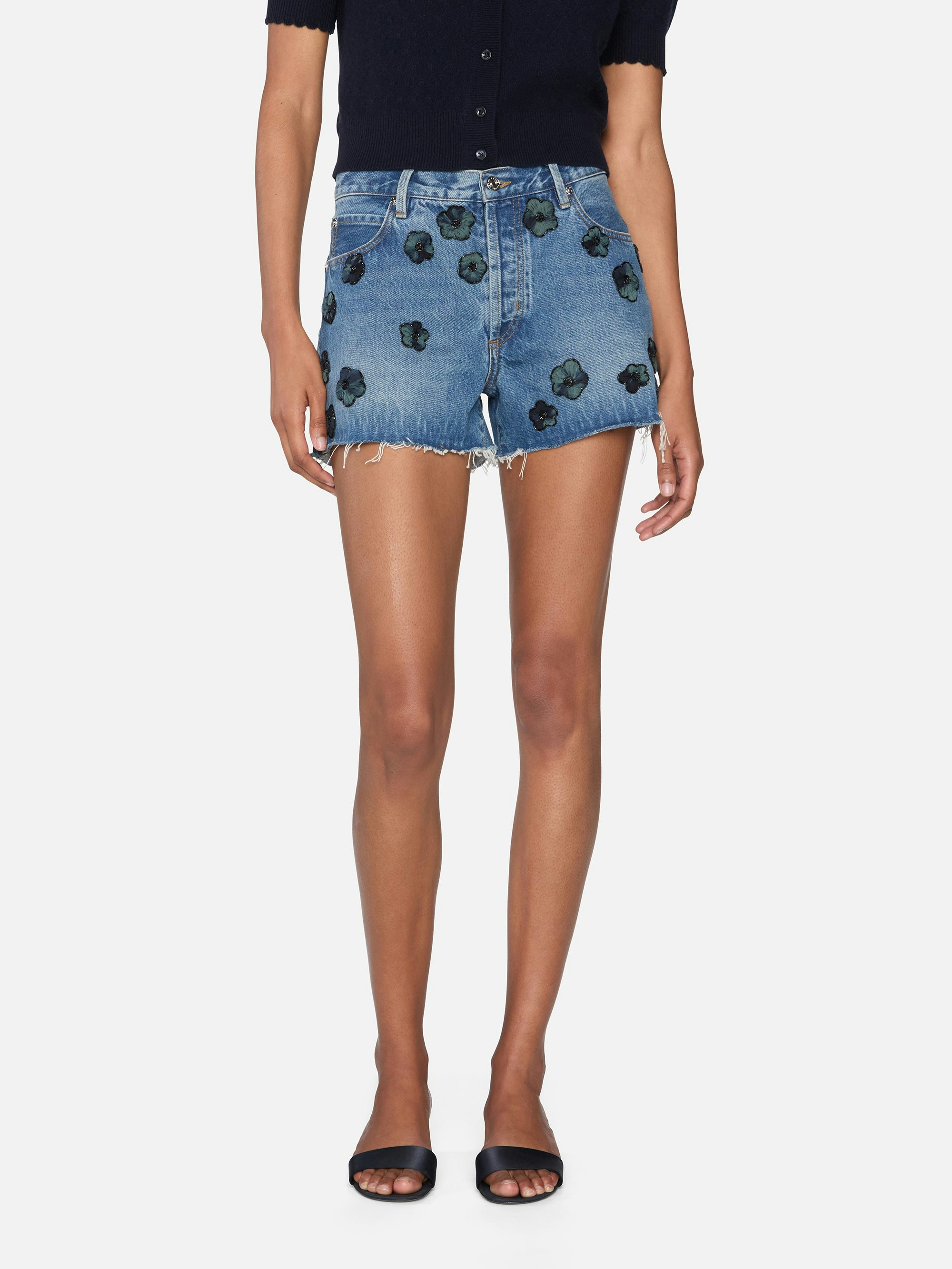 shorts front image alt:hover primary image override